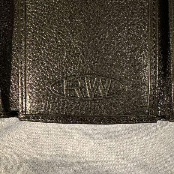 RW pebbled leather wallet - Picture 3 of 5